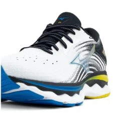 Mizuno Wave Sky 6 Homme Blanc -Vêtements De Sport main 0d3403dc453dd4aae560d5d23b0e041bf987d91d DSC01066 2 6cbb