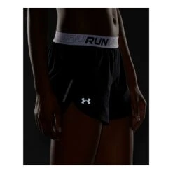 Under Armour Draft Run Short Femme Noir -Vêtements De Sport main 304888 193350 6 ea5e