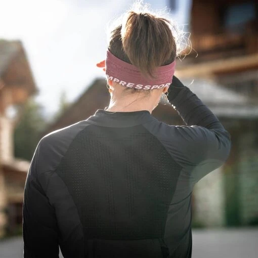 Compressport Hurricane Windproof Jacket Femme Noir – Image 3