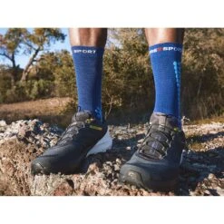 Vêtements De Sport -Vêtements De Sport main pro racing socks v4 trail sodalite fluo blue 1 1 c5bd