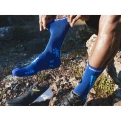 Compressport Pro Racing Socks V4.0 Run High Bleu Foncé -Vêtements De Sport main pro racing socks v4 trail sodalite fluo blue 2 1 a51f
