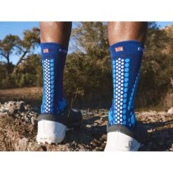 Compressport Pro Racing Socks V4.0 Run High Bleu Foncé -Vêtements De Sport main pro racing socks v4 trail sodalite fluo blue 3 1 d73c
